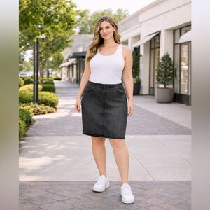 Christopher & Banks Petite 16P Black Denim Pencil Skirt Stretch Knee Lenth